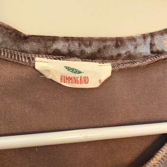 Hummingbird Women’s Velvet Top Size Small - Picture 3 of 5